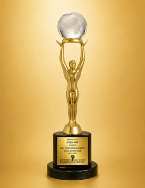 WM-9119 Gold Figure Crystal Globe Trophy